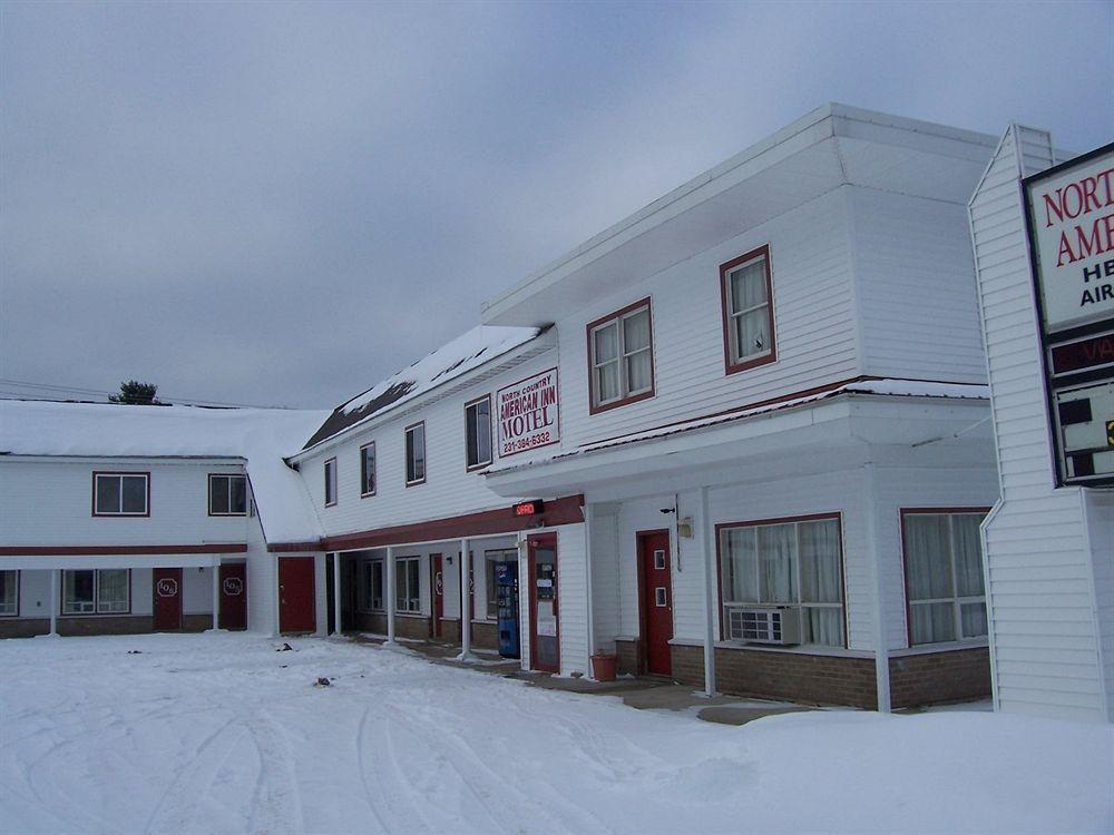 North Country American Inn Kalkaska Buitenkant foto